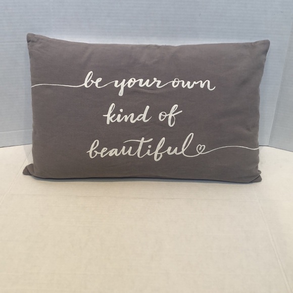 Nordstrom Rack Accent Pillow - Picture 2 of 6